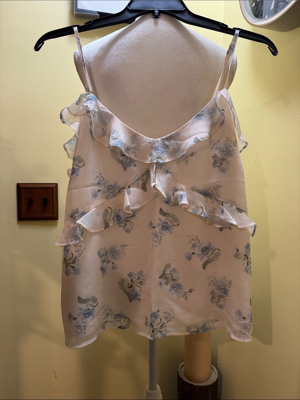 NWT loft ruffle cami.